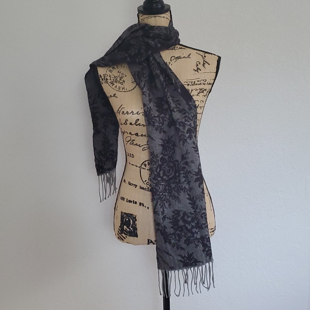 Cejon Woven Scarf